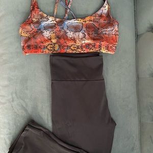 ONZIE Two-piece Yoga Activewear Set M/L